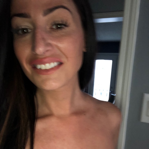 Meet your Posher, Carmalita - Picture 1 of 1